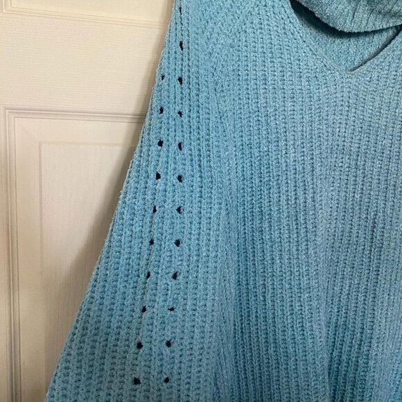 Lane Bryant Turtleneck Cut Out Ribbed Chunky Knit Blue Perforated Sweater - Picture 5 of 9